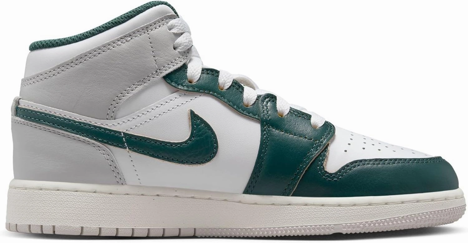 Nike Unisex-Child Modern Nike Composite Shoes