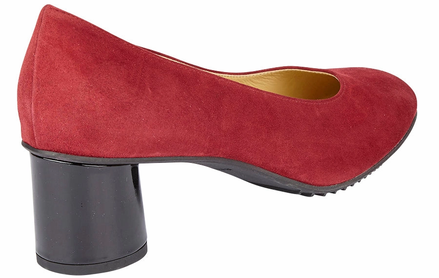 Br Spot On Secretaries In High Heels