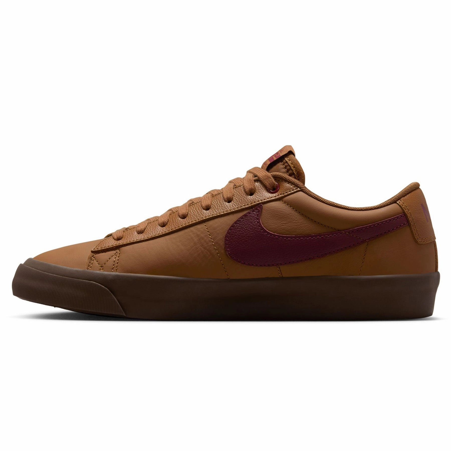 Nike SB Blazer Low Pro GT Light British Tan/Gum/Team Red Dicks Nike Golf Shoes
