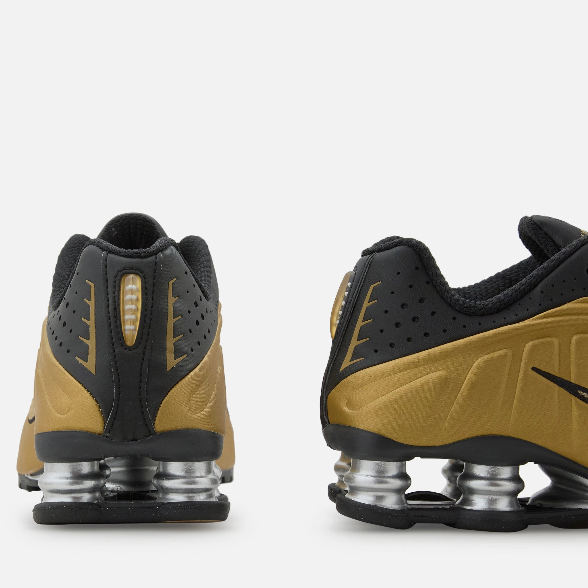 Nike Golf Shoe Women's Shox R4 Black | Metallic Gold | Metallic Silver