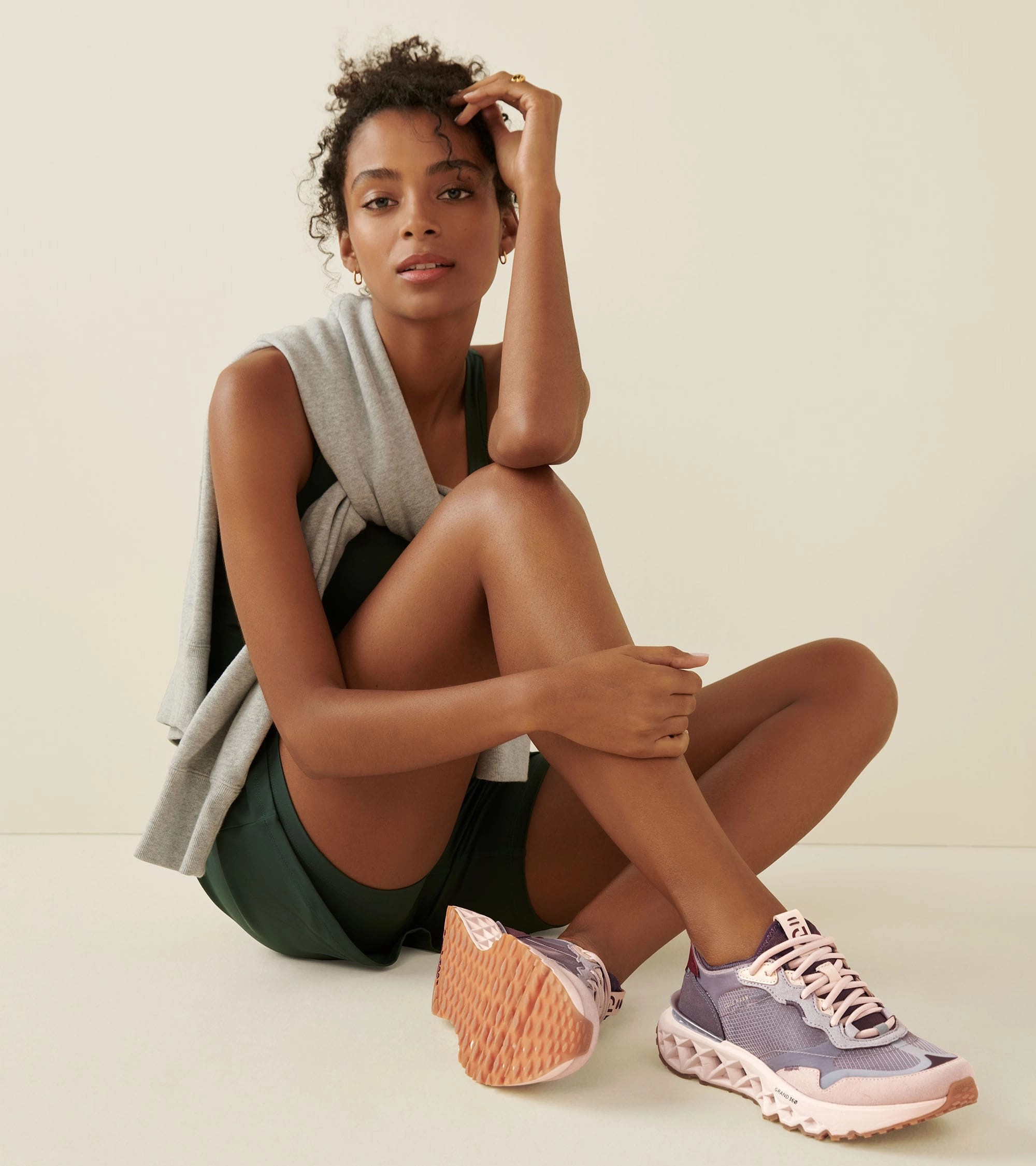 Cole Haan Women's 5.ZERGRAND Running Shoe Khakis And Sneakers