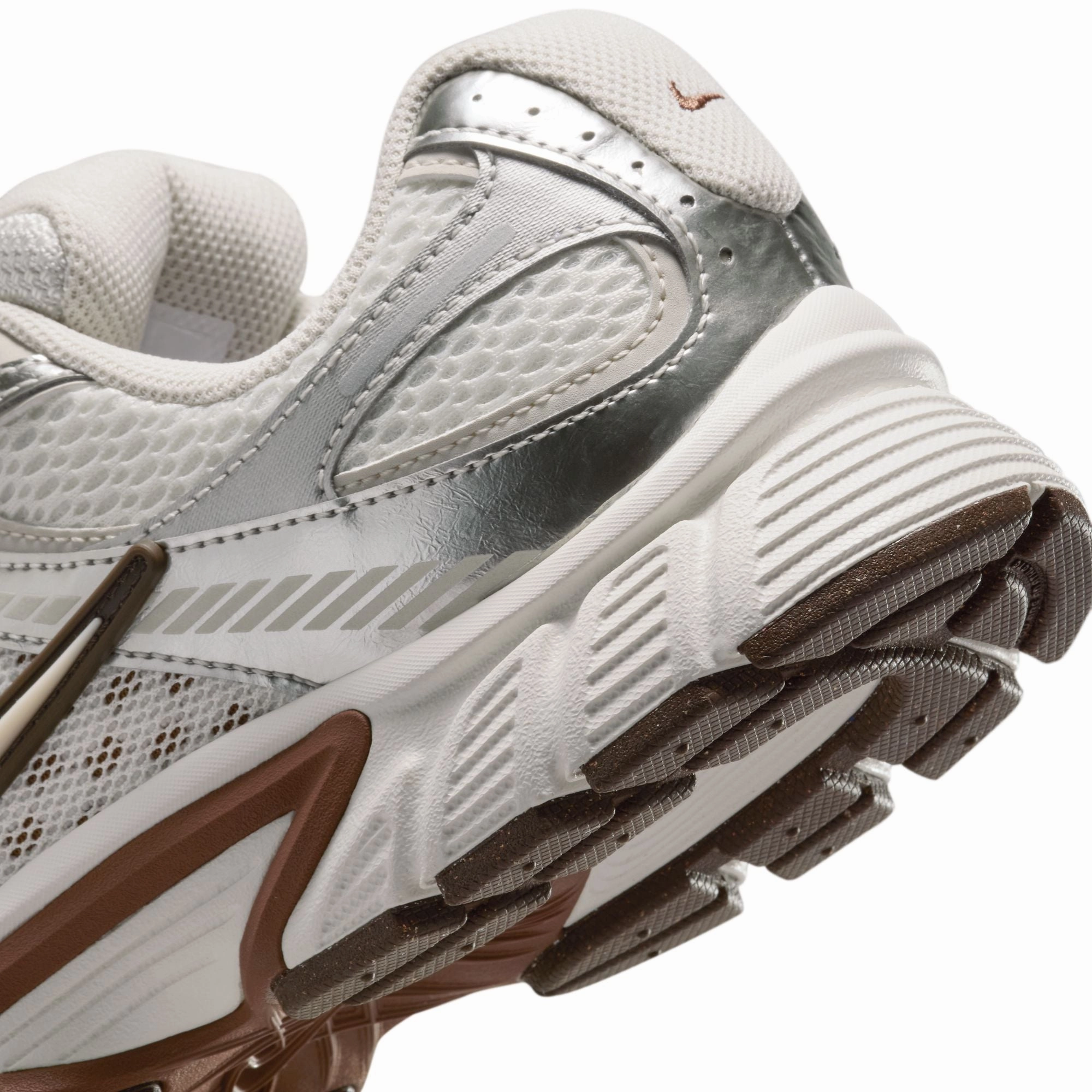 Gd Shoes Nike Women's Nike V5 RNR Sail/lt Orewood Brn-fauna Brown-phantom HQ7901-102