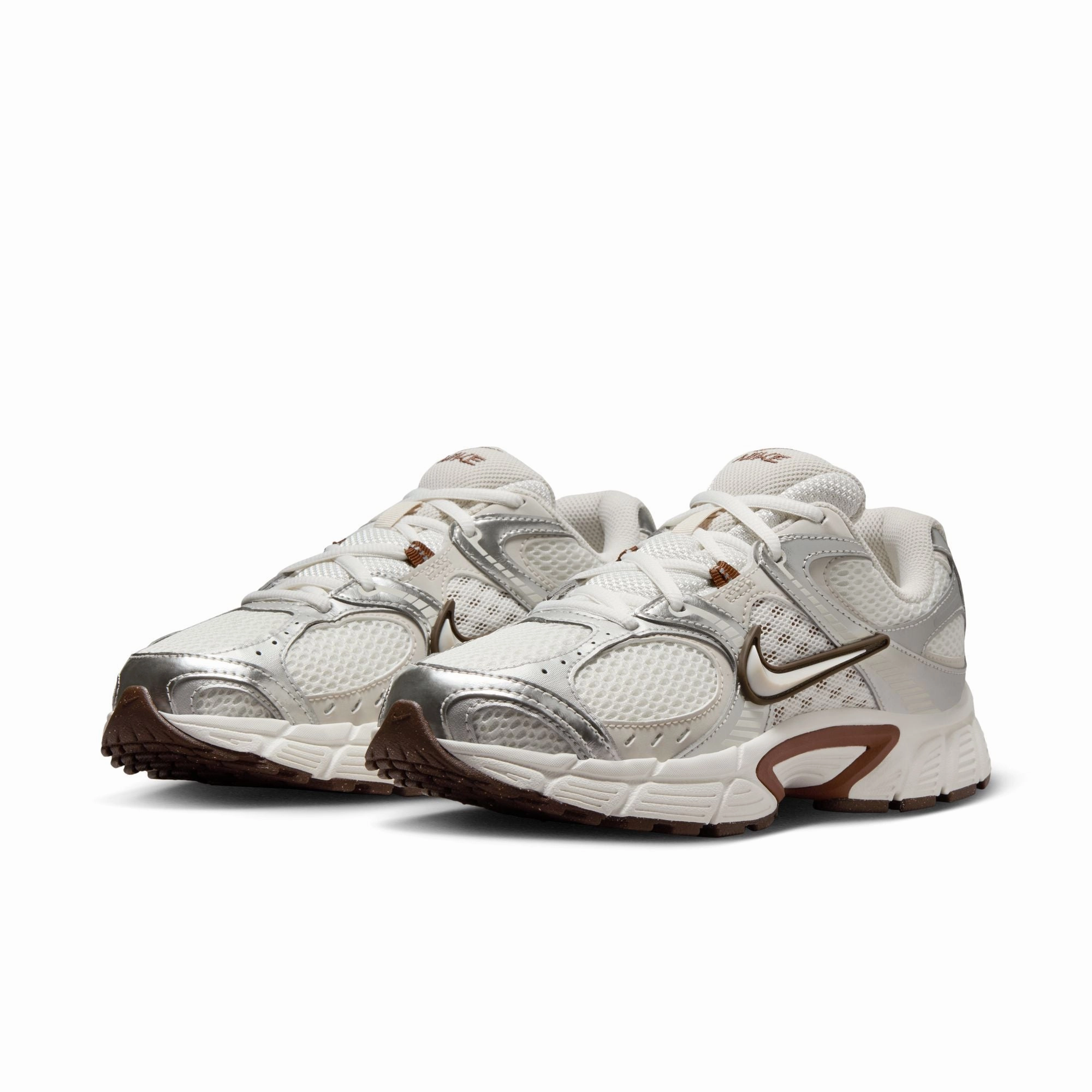 Skateboarding Nike Shoes Women's Nike V5 RNR Sail/lt Orewood Brn-fauna Brown-phantom HQ7901-102