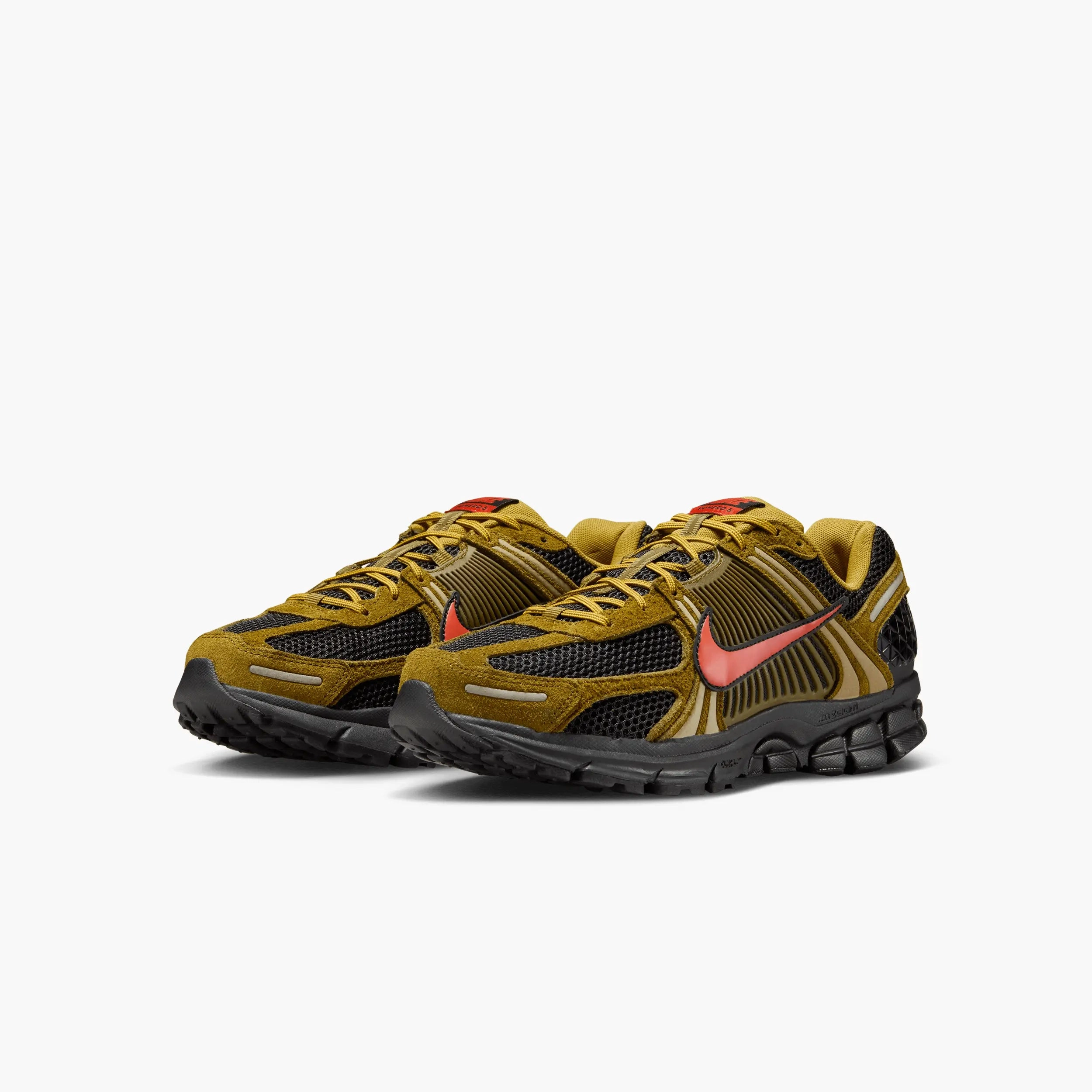 Volleyball Shoes Nike Men's Zoom Vomero 5 Premium "Olive Flak"