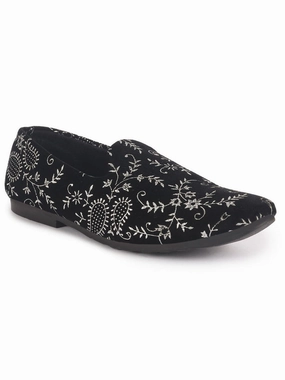 Men Black Floral Embroidered Velvet Ethnic Sip On Loafers for Wedding|Slip On Shoes|Festive Kurta Slip On Shoes Casual Outfits With Tennis Shoes