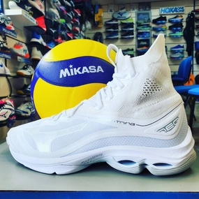 Mizuno Wave Lightning Neo Women's Volleyball Shoes Under Armour Highlight Ace Volleyball Shoe