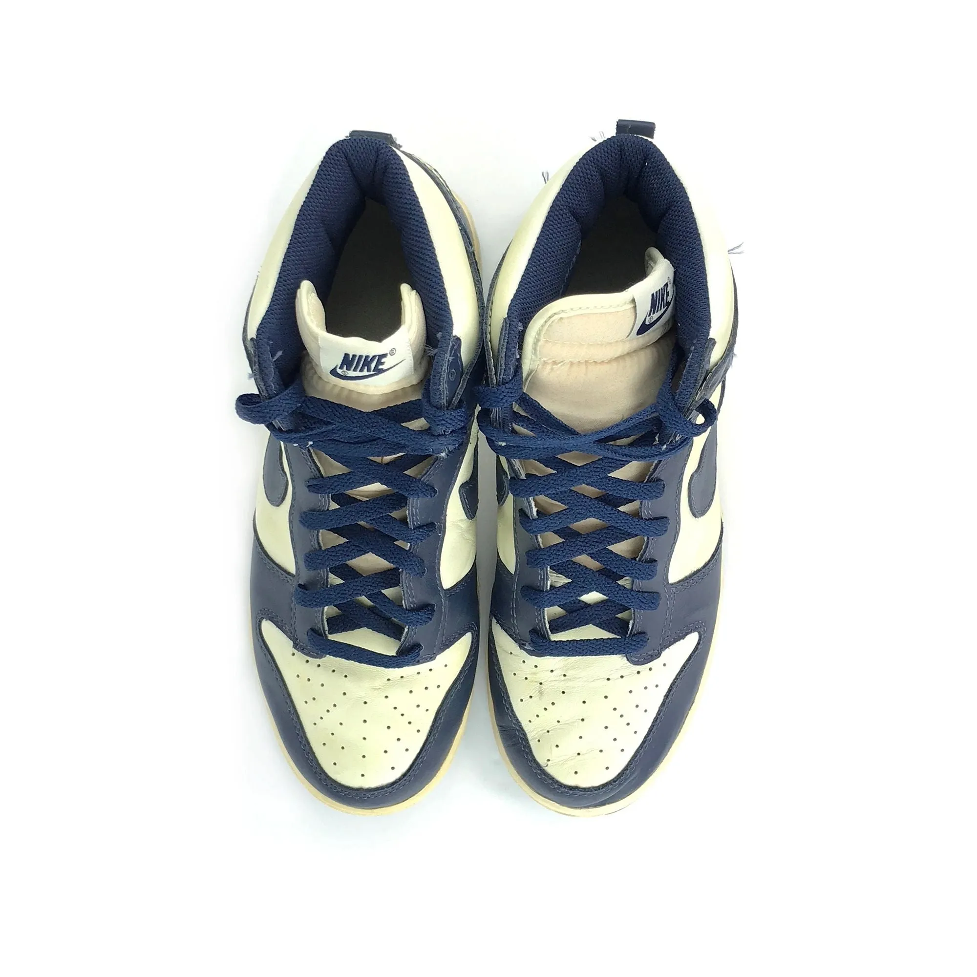 Chain Reaction Sneakers Nike Dunk High "Vintage" 2007 Villanova BTTYS Size 9.5