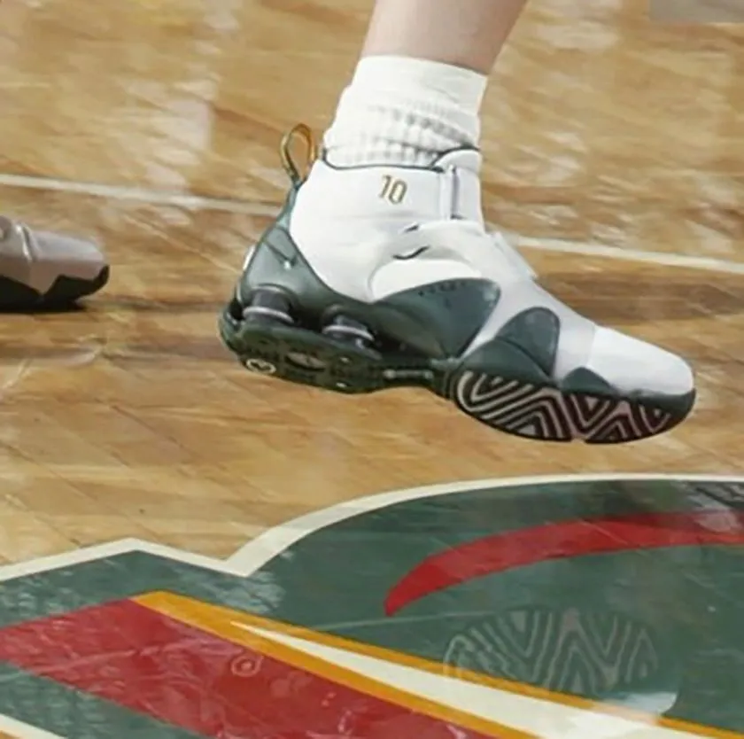 Nike Shox Stunner Sue Bird PE 2002 WNBA Rookie Shoes Cynthia Rowley Sneakers