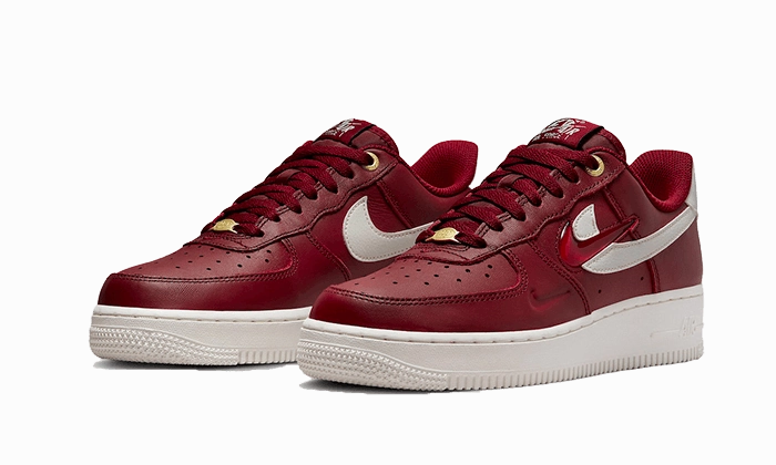 Nike Flat Bottom Shoes Nike Air Force 1 '07 Premium Team Red History Of Logos