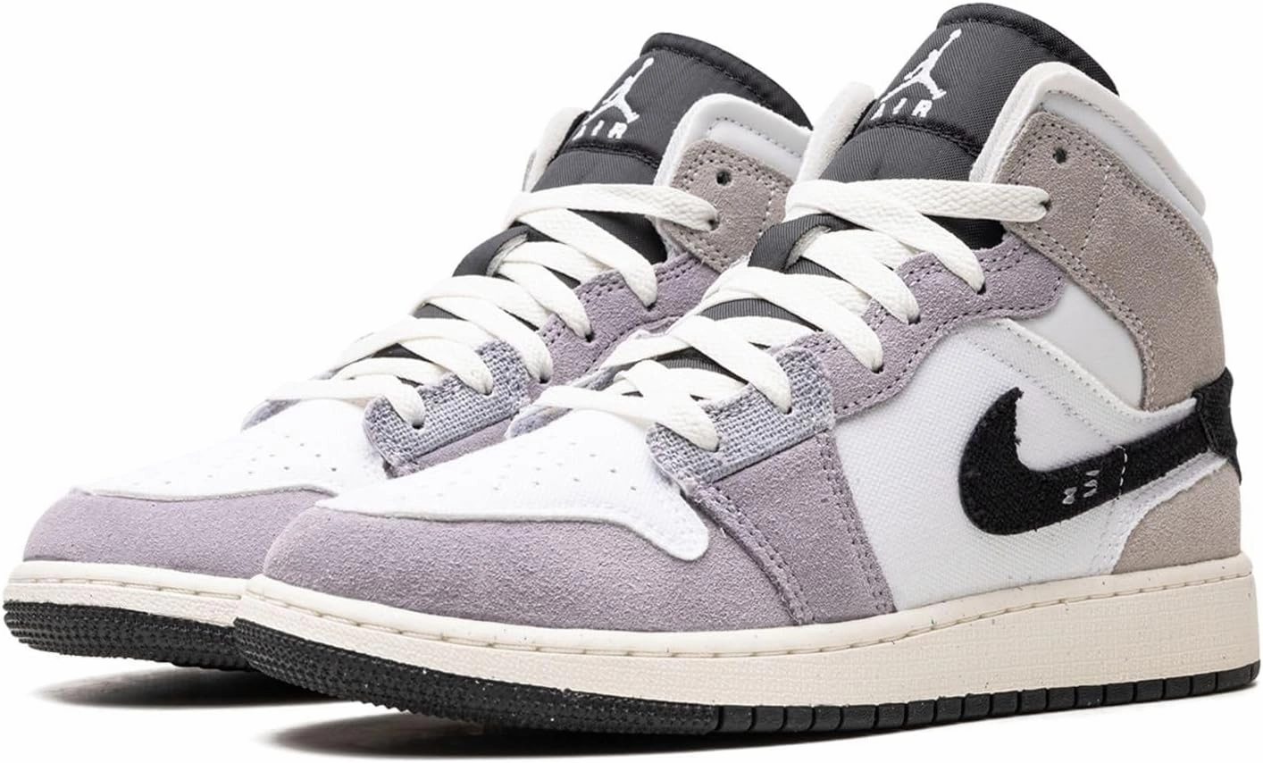 Nike Unisex-Child Modern Nike Shoes For High Arches