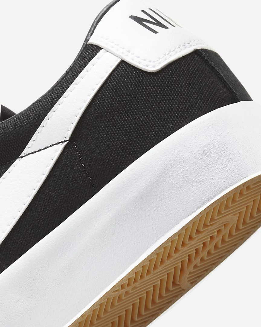 Nike SB Zoom Blazer Low Pro GT - (Black/Black/Gum Light Brown/White) Nike Cross Trainers Shoes