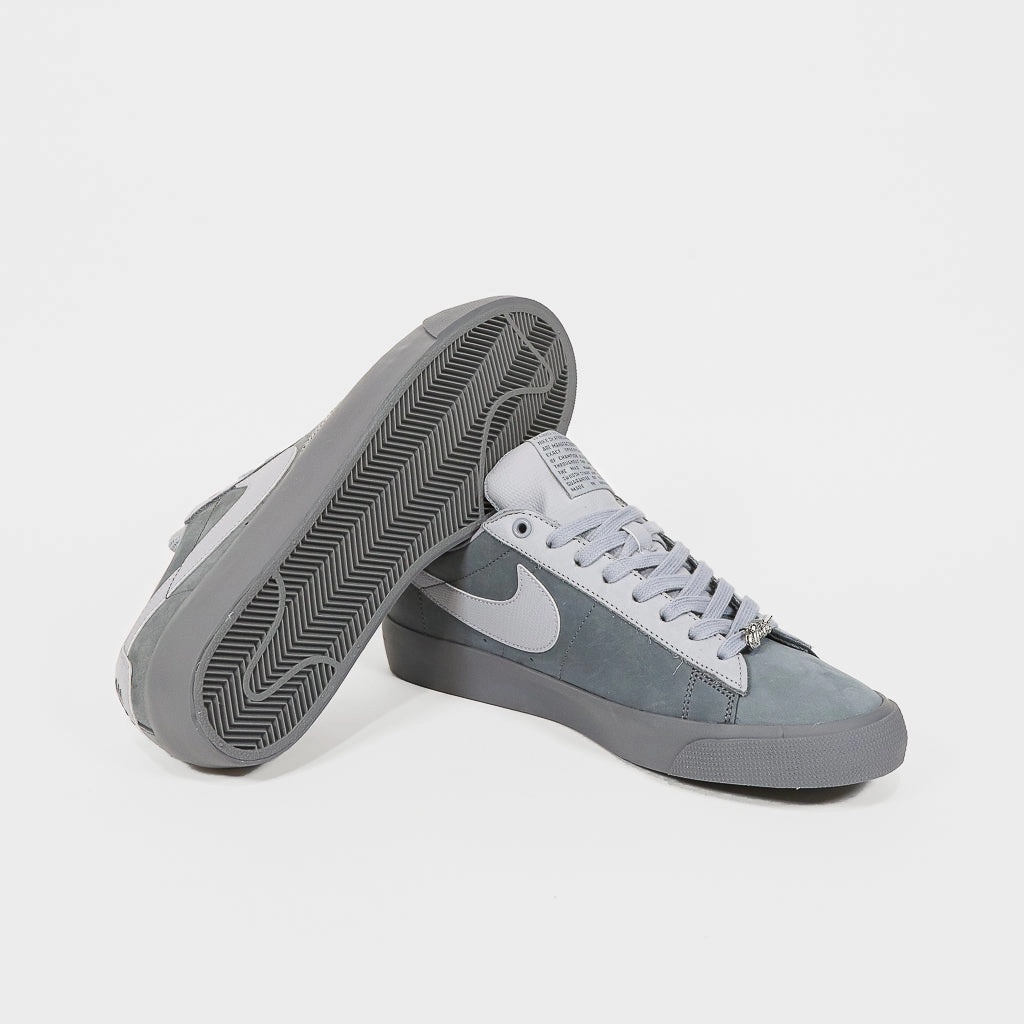 Nike SB - Blazer Low x FPAR Shoes - Cool Grey / Wolf Grey Nike Retro Shoes Jordan