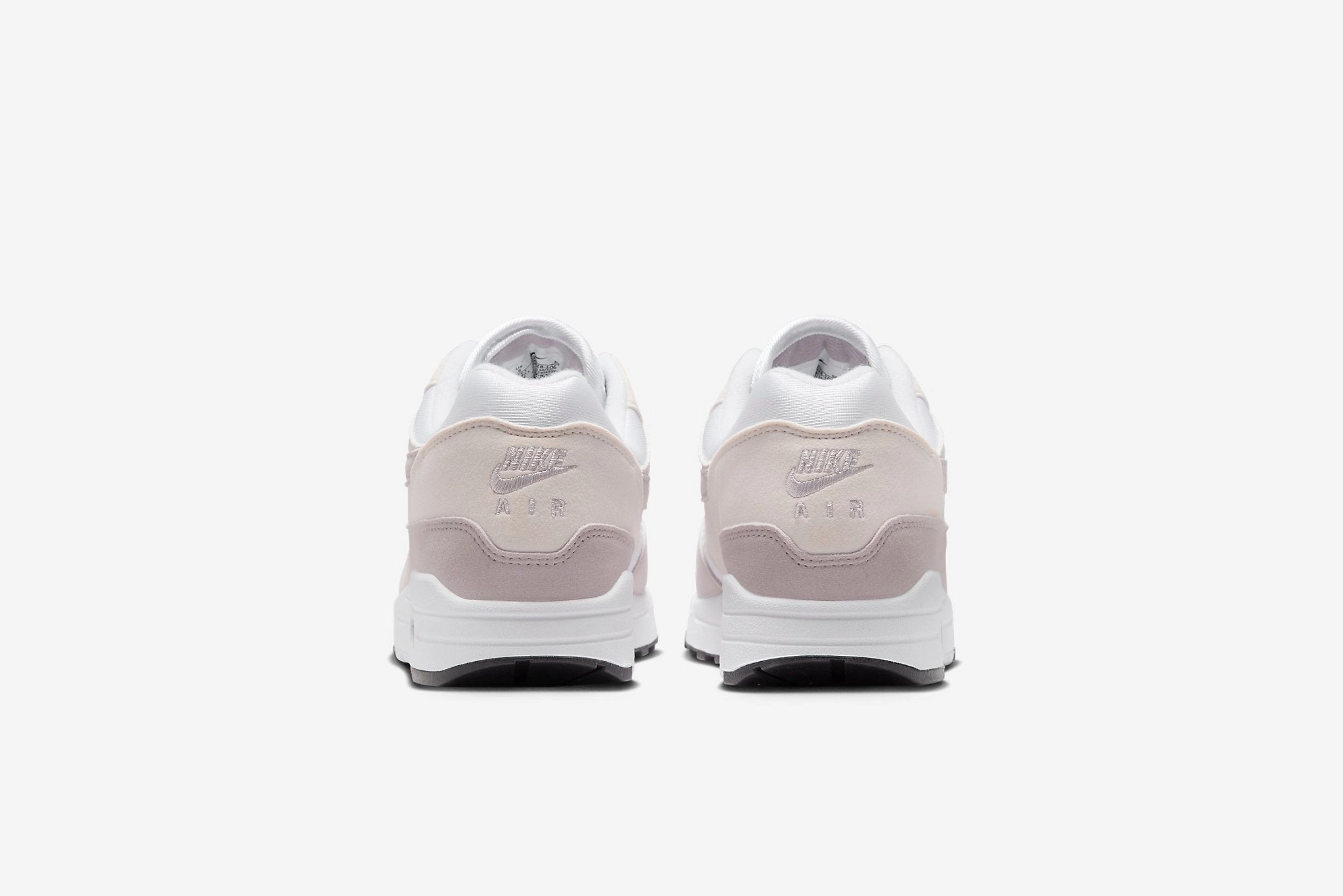 Nike "Air Max 1" W - White / Platinum Violet / Phantom Nike Camo Shoes