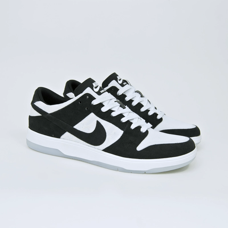 Nike Soccer Nike SB - Dunk Low Elite QS Shoes (Oskar 'Oski' Rozenberg) - Black / Black - White - Clear
