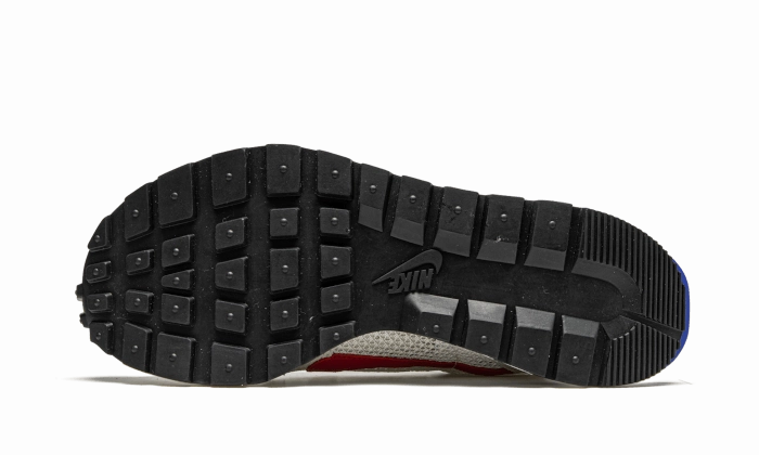 Nike Road Racing Shoes Nike Vaporwaffle Sacai Sport Fuchsia Game Royal