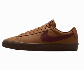 Thick Tongue Skate Shoes Nike SB - Blazer Low Pro GT (Light British Tan/Dark Team Red