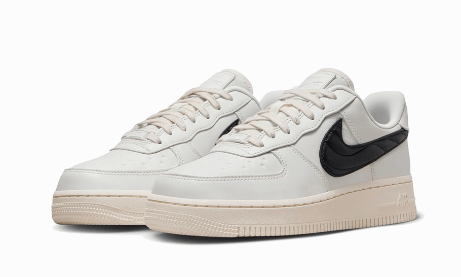 Nike Flex Shoe Nike Air Force 1 '07 Quilted Swoosh Phantom Black