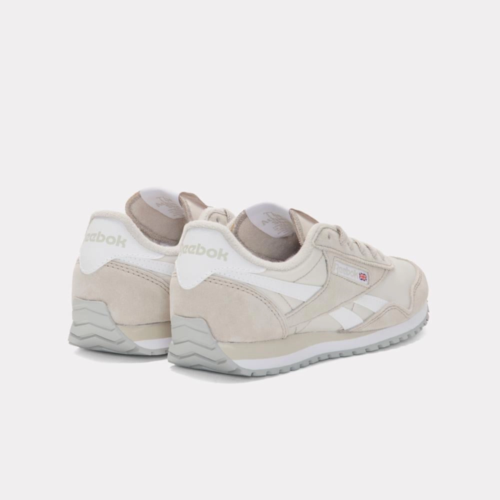 Reebok Footwear Women Classic AZ Shoes SPORT BEIGE/SPORT BEIGE/WHITE Running Shoes With Jeans