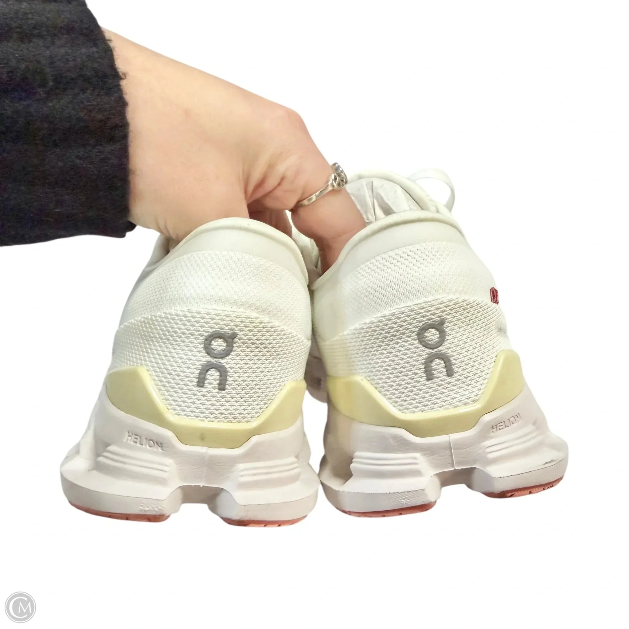 Shoes Athletic By On Cloud In White, Size: 9 Socks For Sneakers