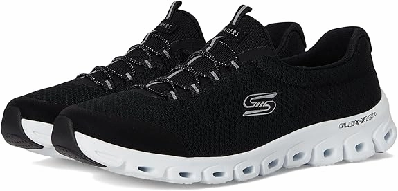 Skechers Women's Glide-Step-Resilience Sneaker Wide Golf Sneakers