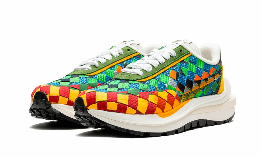 Nike Vaporwaffle Woven Sacai Jean Paul Gaultier Green Gusto Nike Go Fly Ease Shoes