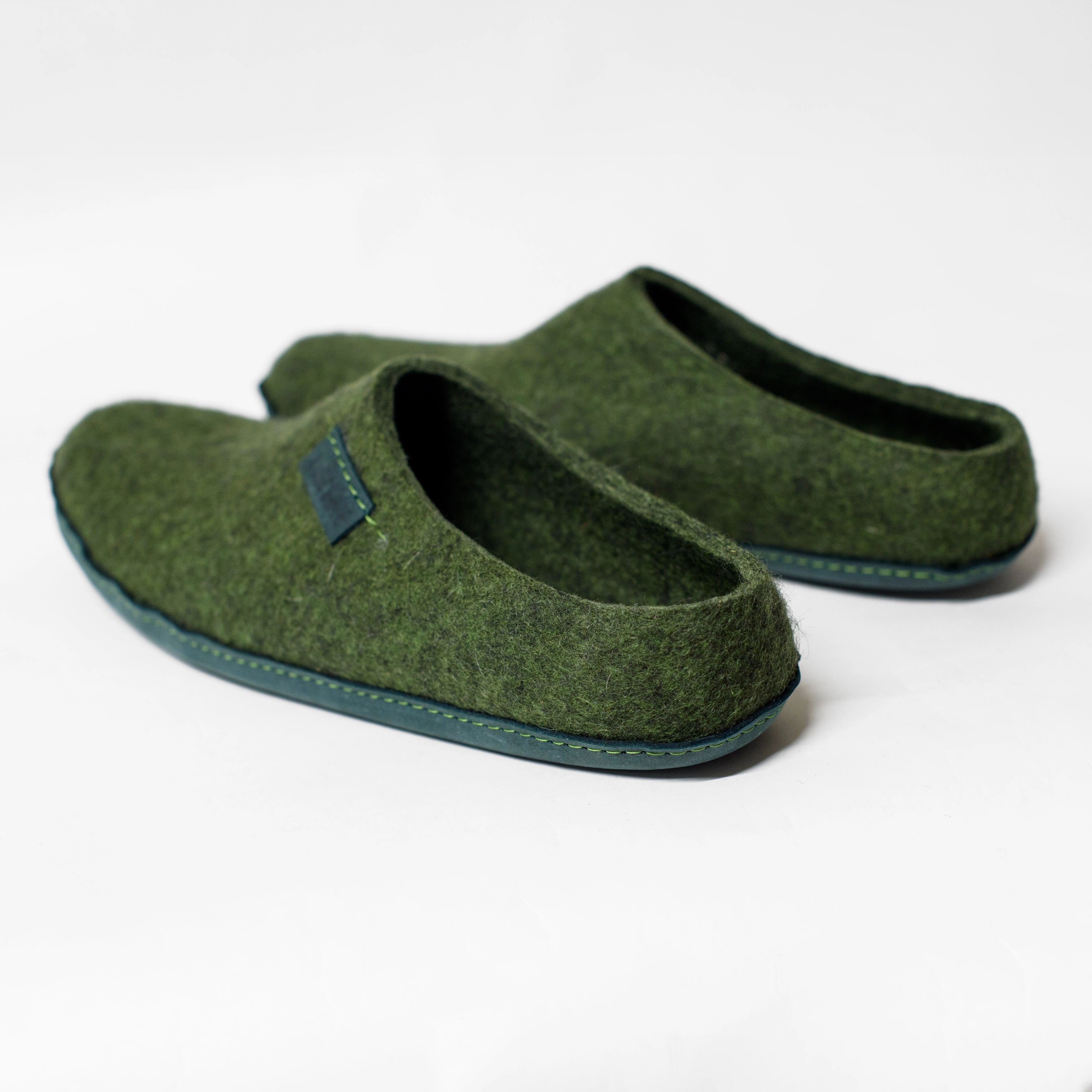 Glass Slippers Movie Slip-On Slippers SEMI-V Dark Olive