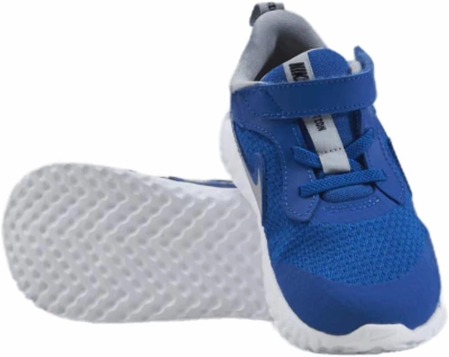 Nike Vintage Running Shoes Nike Unisex Revolution 5 Grade School Running Shoe, Kids