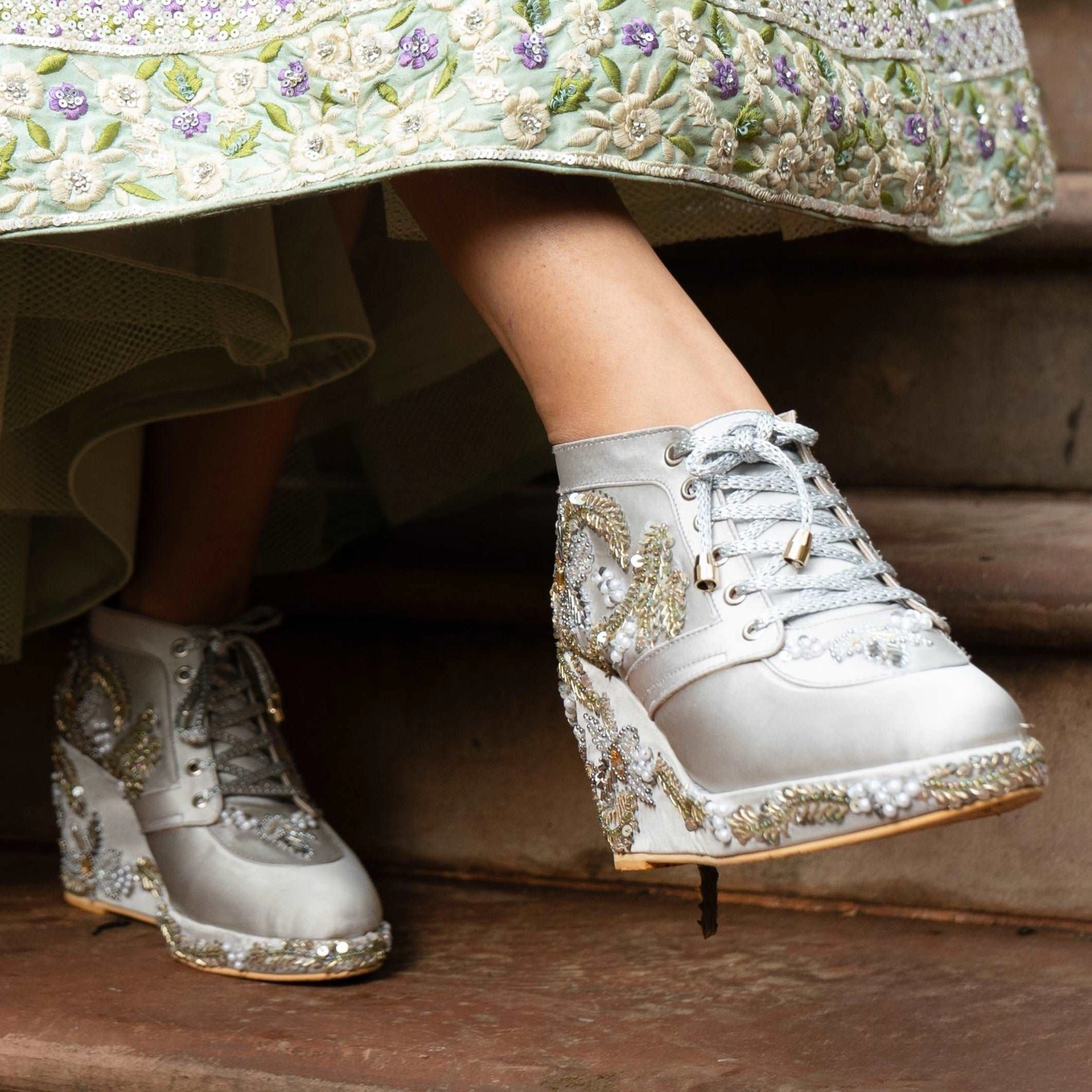 Grey Customizable Sneaker Wedges | Tiesta Sneakers Bistro Winooski