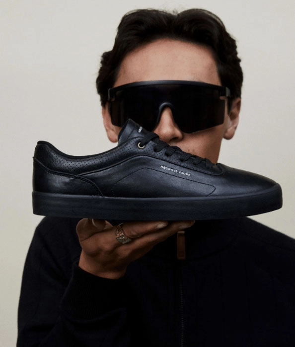 Hours is Yours Skateboard Shoes Code V2 Black Leather Casta Skate