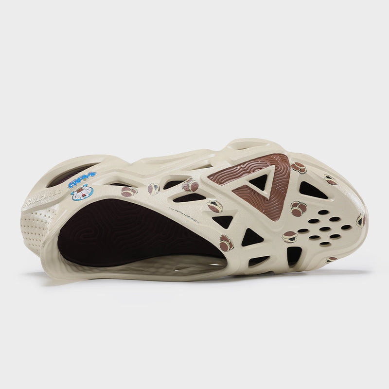 PEAK TAICHI Hole Shoes Summer Women Outdoor Non-slip Sport Sandals Lightweight Casual Walking Shoes Women Quick Dry Sandals ET14268L Flat Strap Sandals