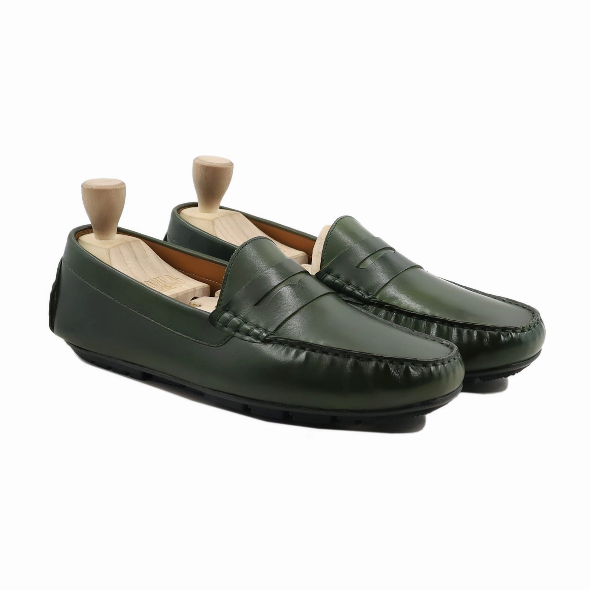 Air Max Tw Casual Shoes Tuscan - Men's Green Calf Leather Driver Shoe