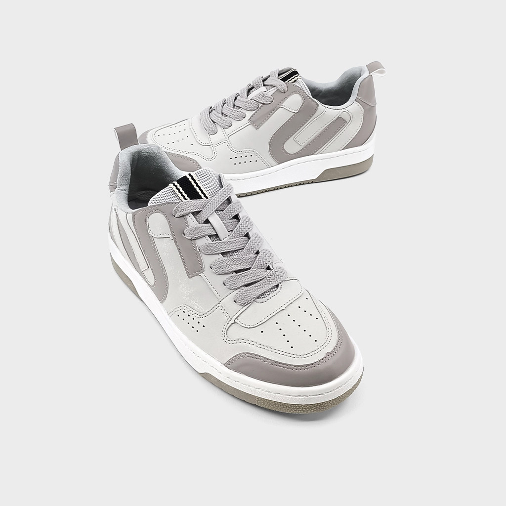 SYBIL Reigns Sneakers