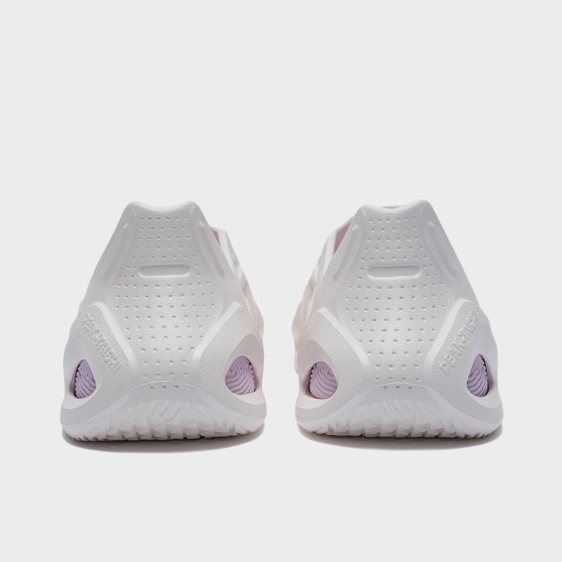 PEAK TAICHI Women Sandals Casual Outdoor Beach Shoes Lightweight Waterproof Sports Sandals Women Waking Shoes E13302L Sandals With Buckles