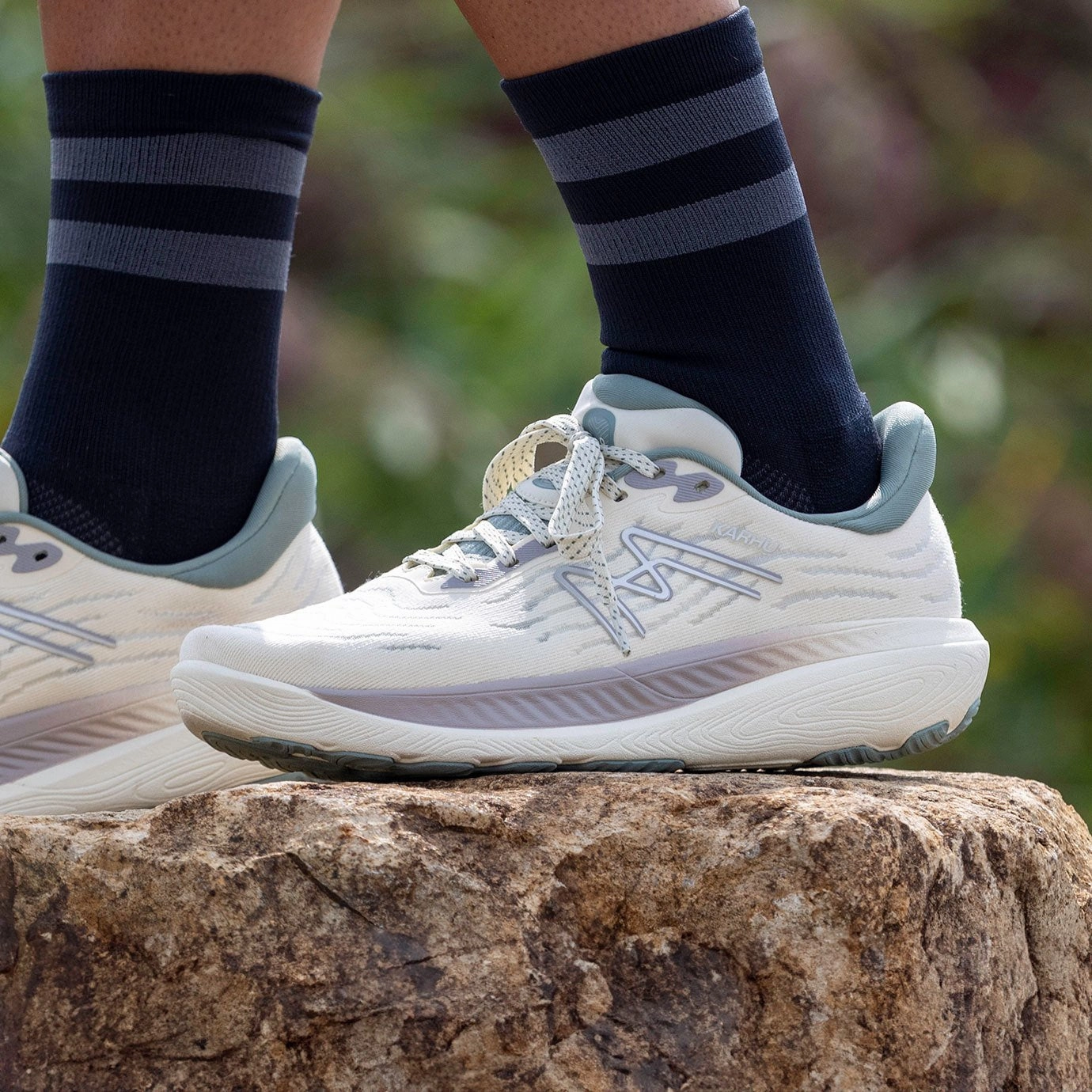 Running Shoes With Great Support WOMEN'S IKONI 3.0 HIVO - VANILLA ICE / ASHES OF ROSES