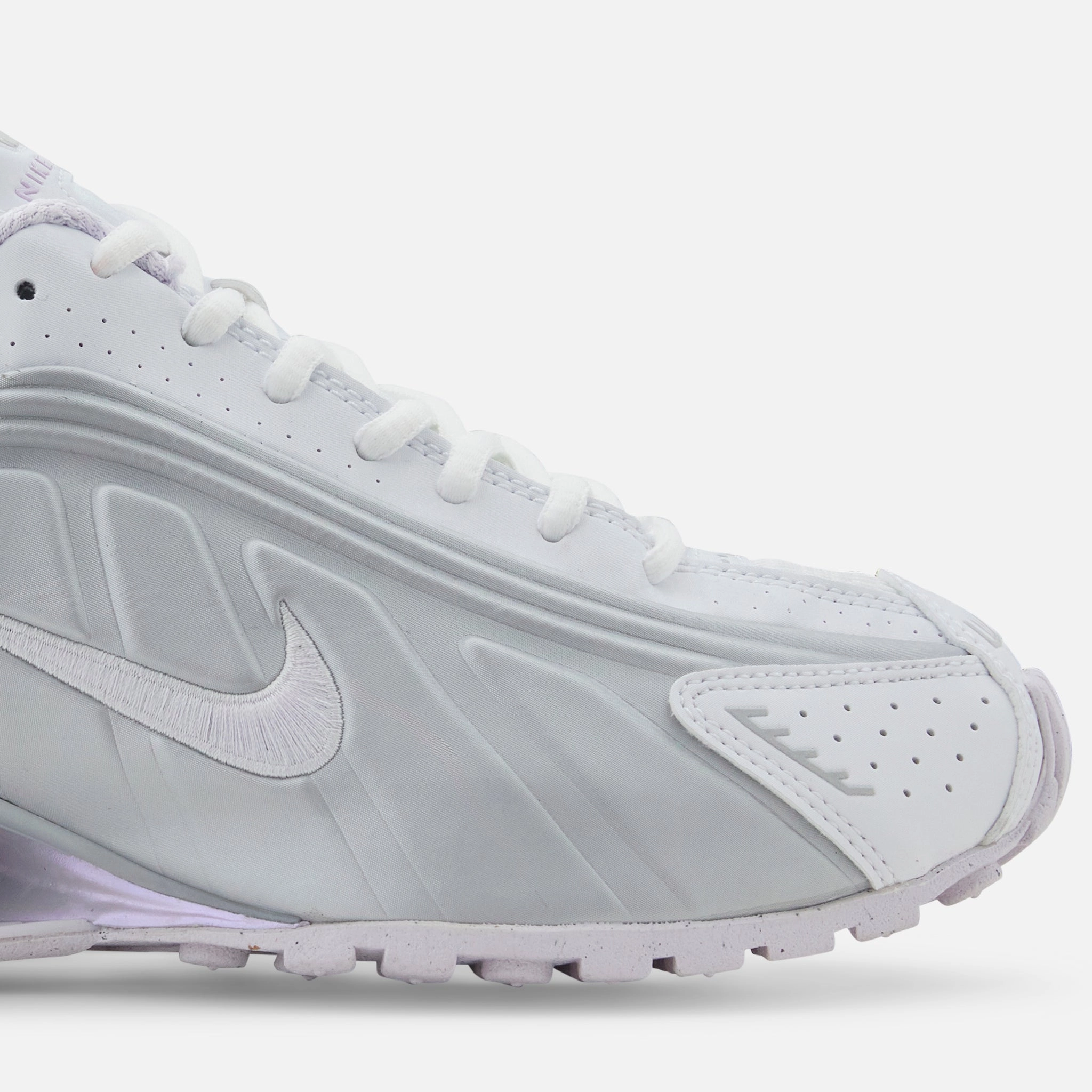 Women's Shox R4 White | Barely Grape | MTLC Platinum Nike Basketball Hyperdunk Shoes